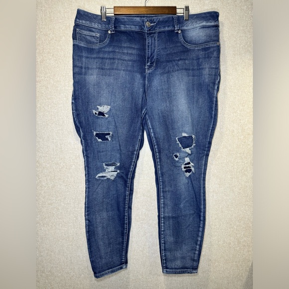 Maurices Denim - Maurices Boho Medium Wash Distressed Skinny Jeans Size 22W Reg